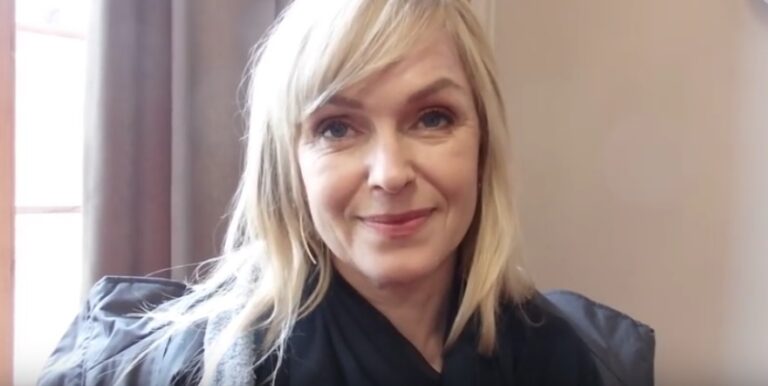 Näyttelijä Anu Sinisalon kauneuden salaisuudet: Kauneus on koko kehon kokonaisvaltaista hyvää oloa