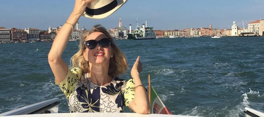 Naomi Watts ajattelee: Exän tukeminen on tärkeää