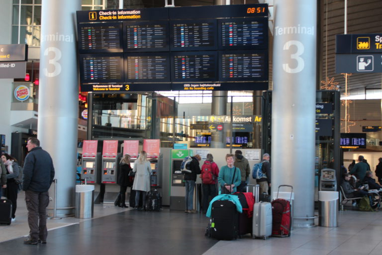 ASIOITA, joita voit tehdä odottaessasi seuraavaa lentoa lentokentällä