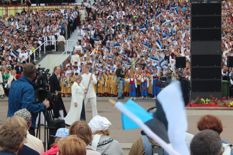 Vuoden kulttuuritapahtuma Virossa, Tallinnassa: XII nuorten laulu- ja tanssijuhlat 2017 + VALOKUVAT!