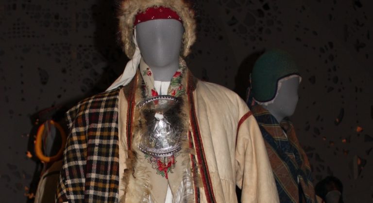 Viron kansallismuseon kansallispukunäyttely on esillä ensi vuoden elokuuhun asti! VALOKUVAT!