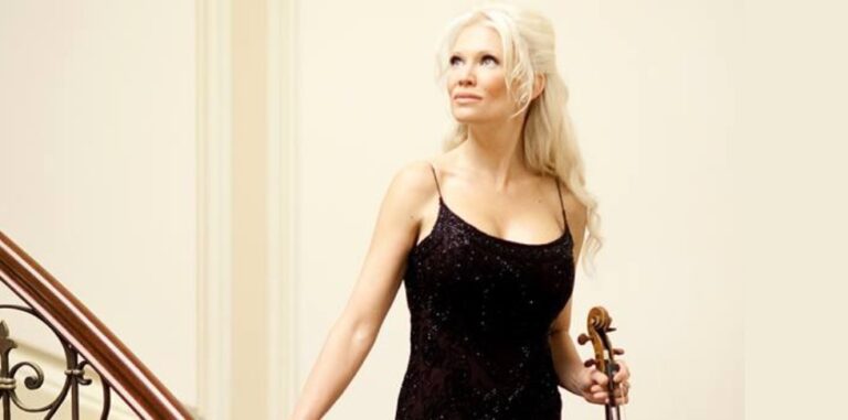 EXCLUSIVE Haastattelu: Linda Lampenius avautuu viulistin urastaan, ulkonäköpaineista, Hugh Hefneristä ja nykyisestä elämästään