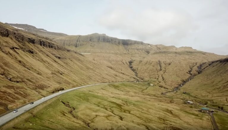 Färsaaret – MAHTAVA MATKAKOHDE Pohjoismaiden valokuvaus- ja lintuharrastajille