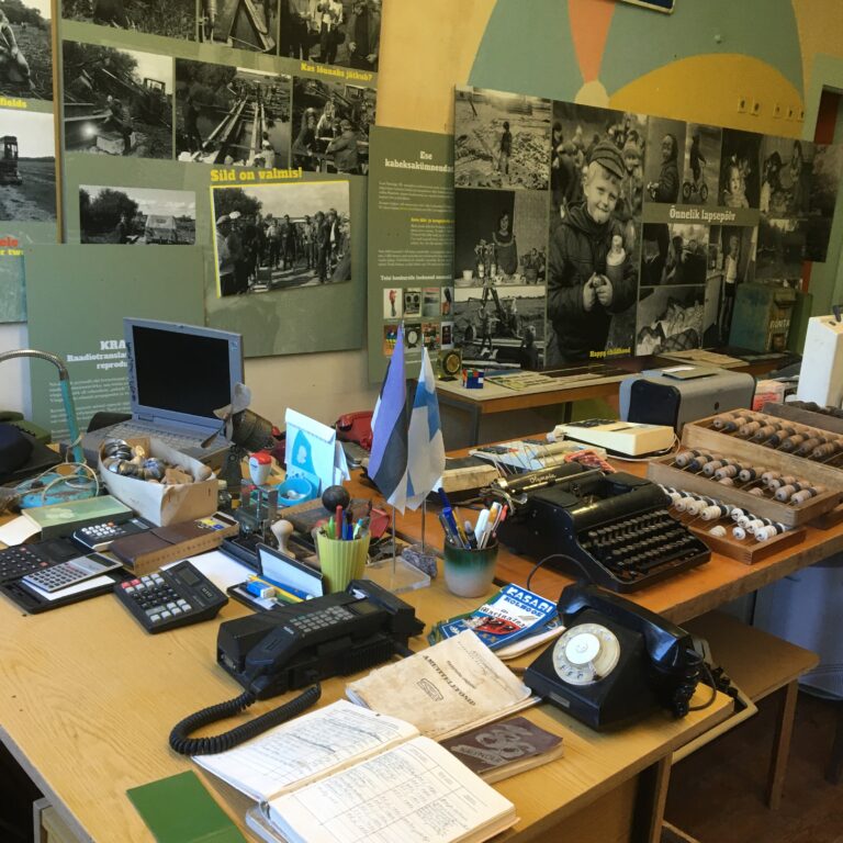 Lääne-Nigulan kunta: Rõuden museo ja Rõuden kyläntalo Läänemaan maakunnassa – TARPEELLISTA TIETOA & KUVAGALLERIA!