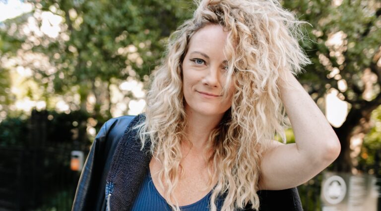 Elämäntapamentori Tara Mullarkey: MITEN löydät oman polun ja pysyt omana itsenäsi silloinkin, kun läheiset eivät ymmärrä sinua?