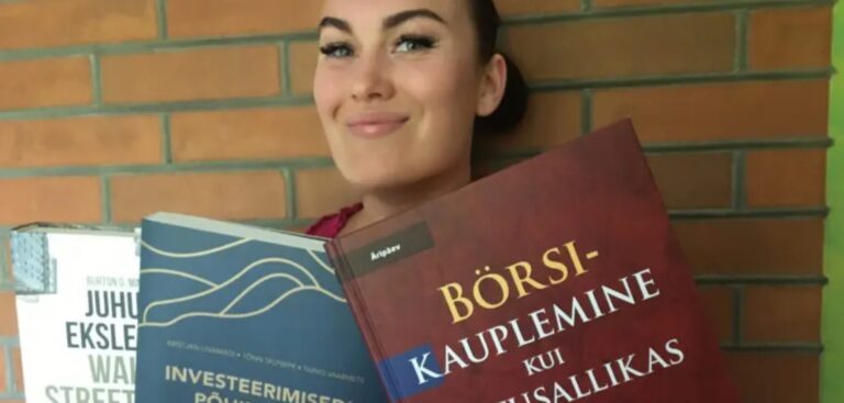 Helena-Reet: Allan 37 (syntymäpäiväpöydän suupalaideat!) + 5 VAPAAPÄIVÄÄ, jotka tulivat käytetyiksi neljään jaloon ja miellyttävään tarkoitukseen