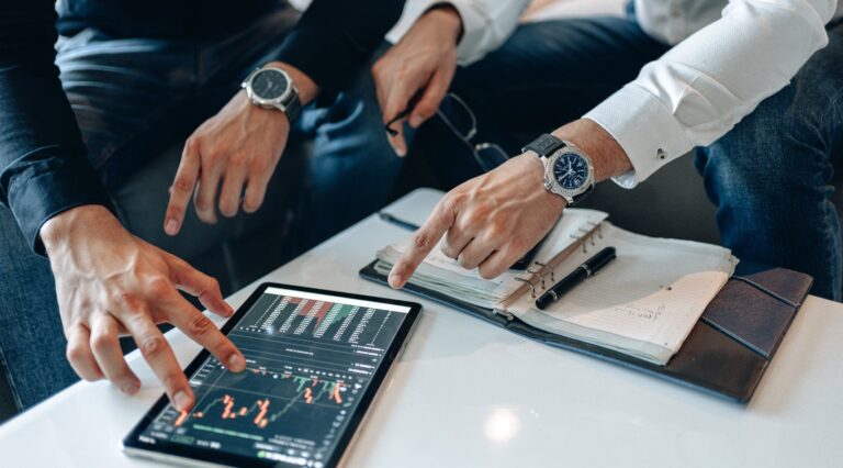 Nasdaq Baltic: Osakkeisiin sijoittamisen aakkoset