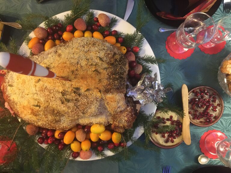 Helena-Reet: Joulu, kuvioiden suunnittelu kankaita ja tapettia varten + myymme 3D-tulostinta ja tietokonepelaajille tarkoitettua rattia polkimineen