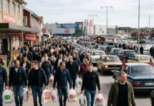 Skjærtorsdags-ralli eli PÄIVÄ, jolloin ruotsalainen Strömstadin kaupunki täyttyy norjalaisista