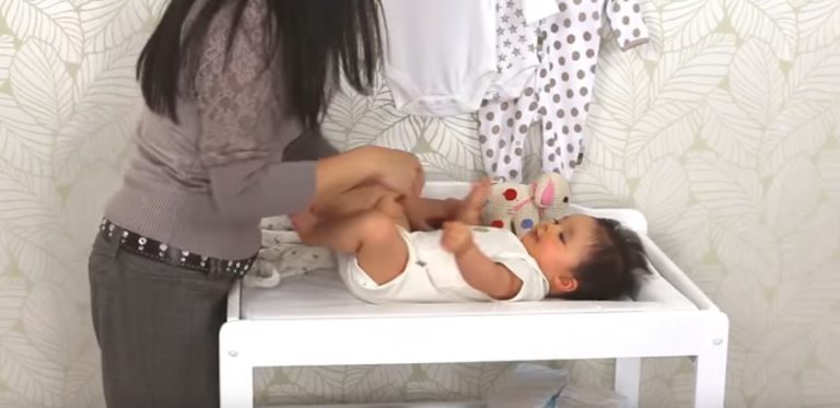 KAUHEA VIRHE, JONKA monet äidit vauvaansa nukuttaessaan tekevät!