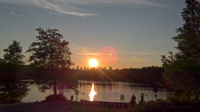 Tuija Järvinen: Kesälomamatkalla Suomessa